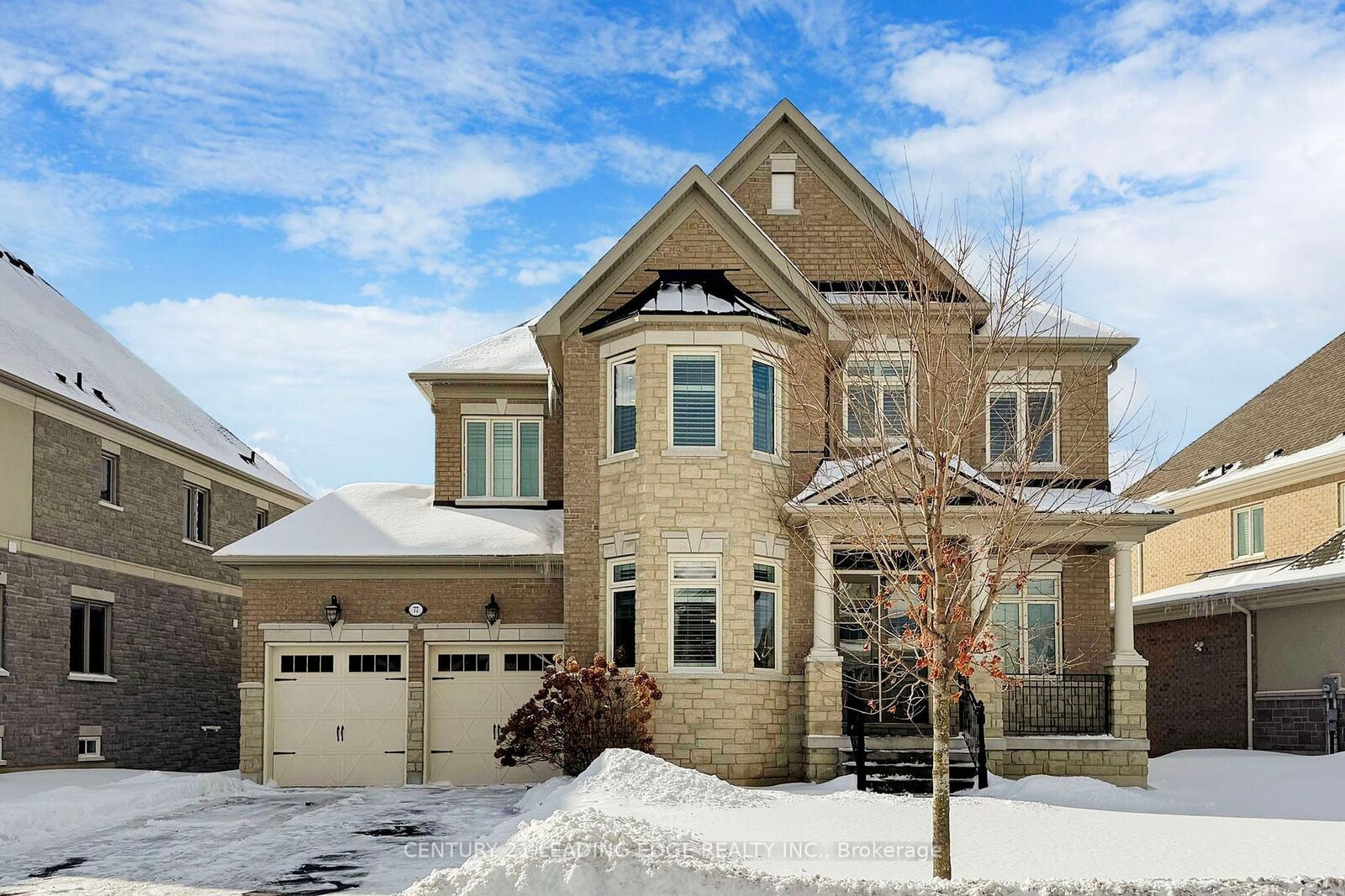 Photo de la propriété:  77 Chuck Ormsby Crescent  ON L7B 0A9 