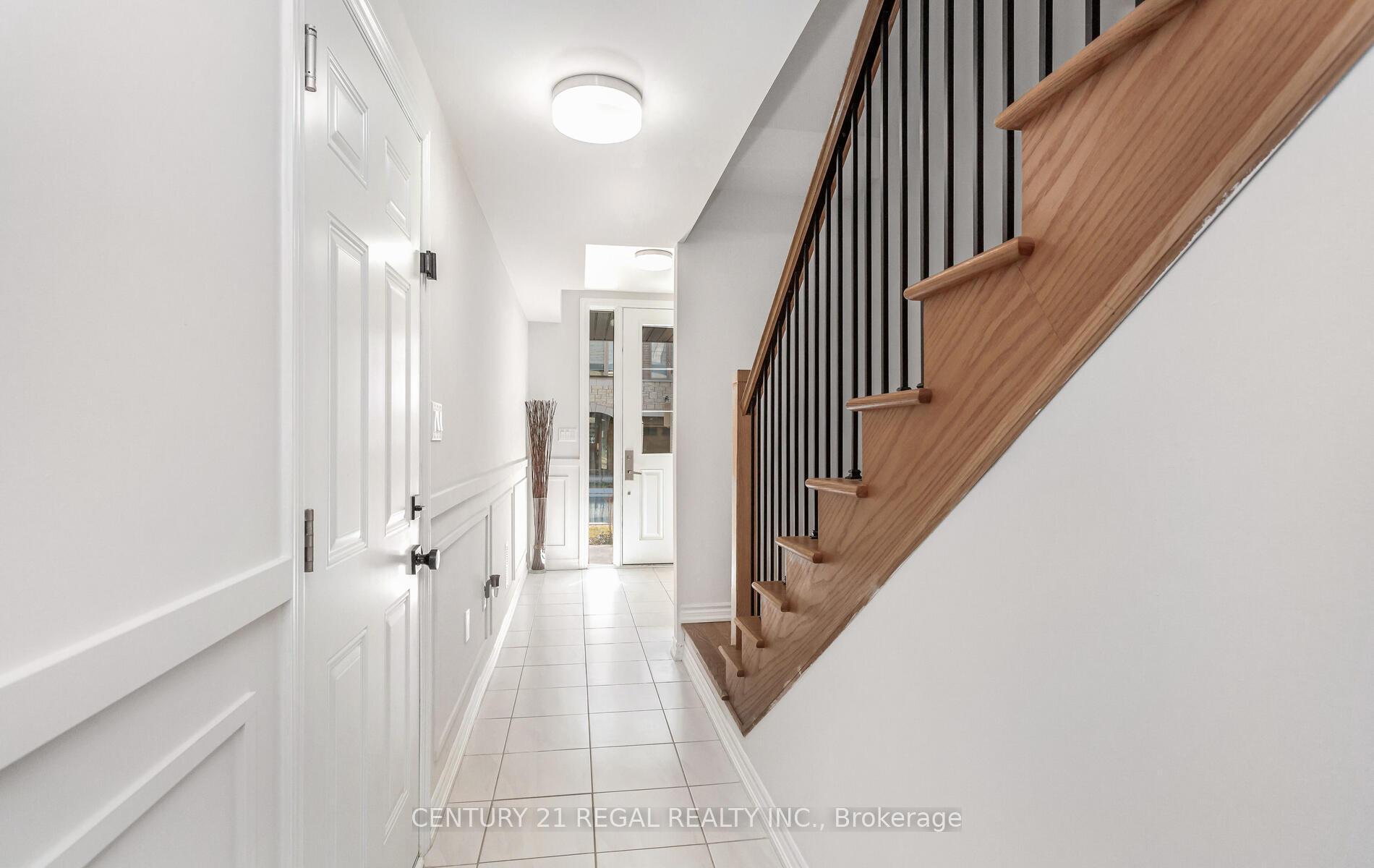 Property Photo: 24 Arcola Street ON L6P 4N7