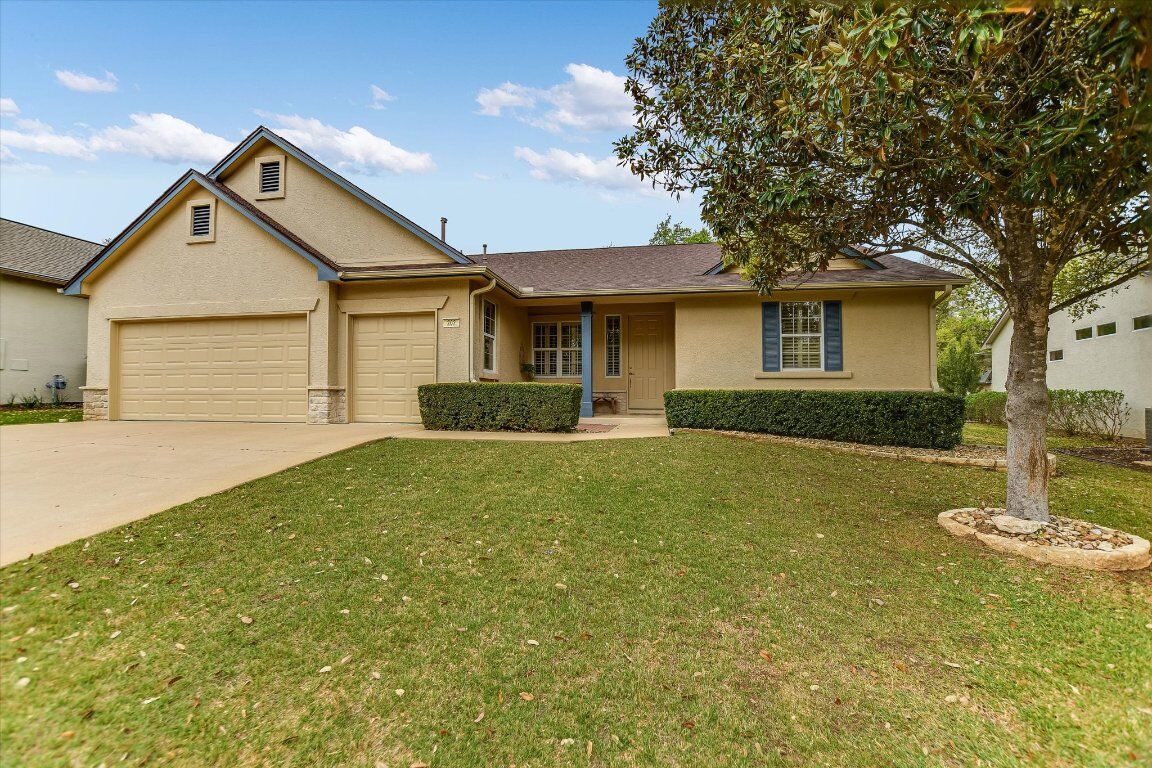 Property Photo:  202 Whippoorwill Cove  TX 78633 