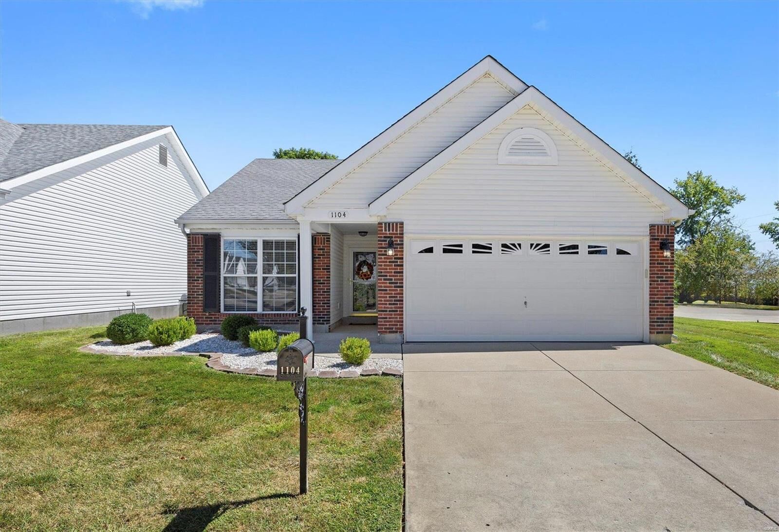 Property Photo: 1104 Norcrest Circle IL 62269