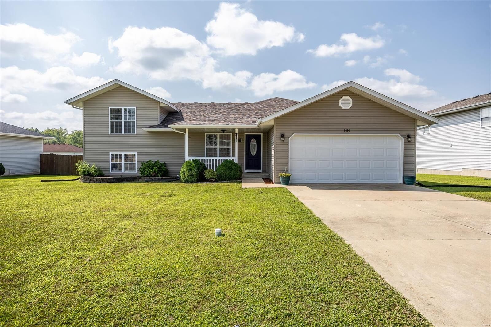 Property Photo: 1416 Linda Circle MO 65536