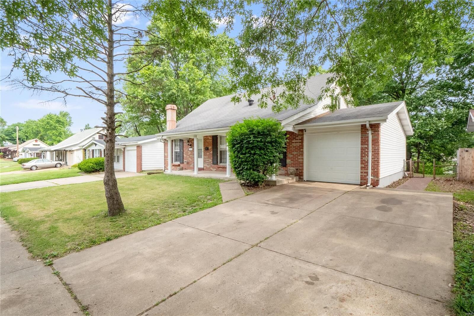 Property Photo:  1815 Saint Anthony  MO 63033 