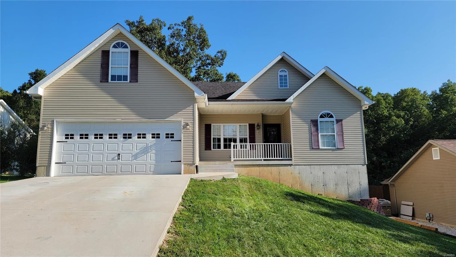 Property Photo: 65 E Lakeview Drive MO 63020