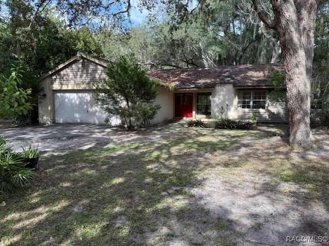 Property Photo: 7283 S Withlapopka Drive FL 34436