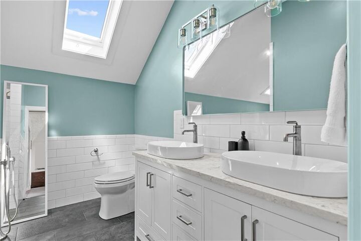 Property Photo:  20 Borden Farm Road  RI 02871 