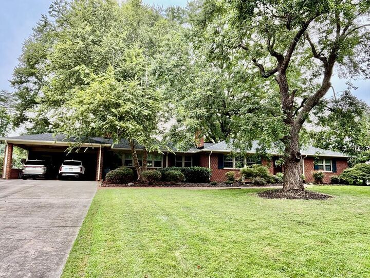 701 Fourth Ave, Ext.  Farmville VA 23901 photo