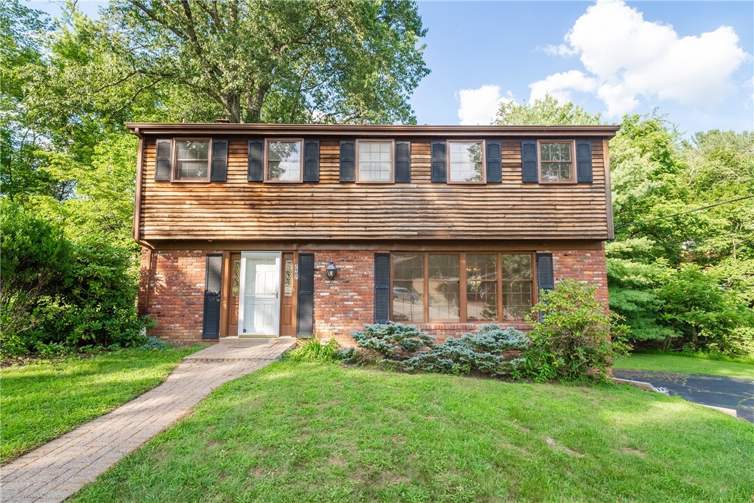 Property Photo: 2907 Autumnwood Dr PA 15116