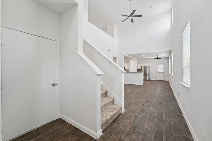 Property Photo: 13905 Levy Lane TX 78660