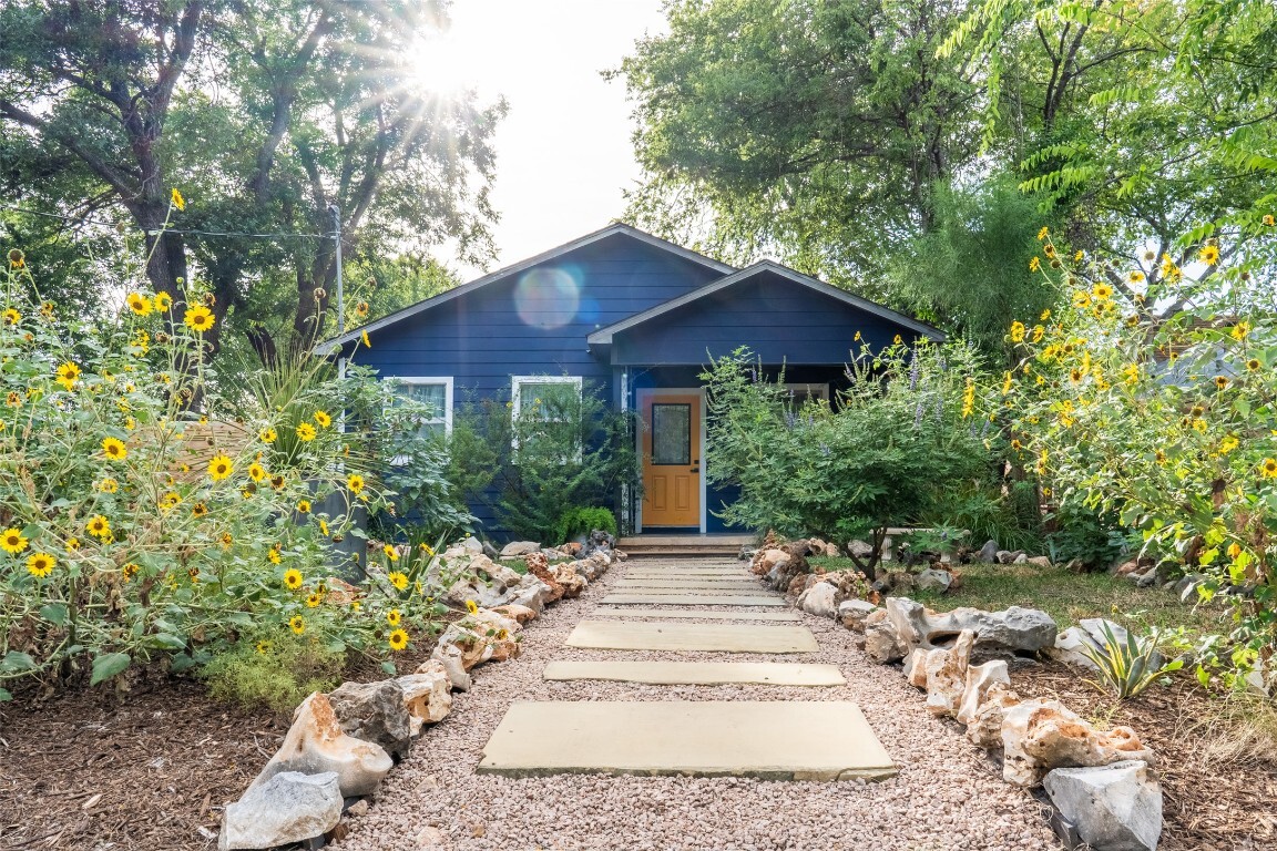 1148 Gunter Street A &Amp B  Austin TX 78721 photo
