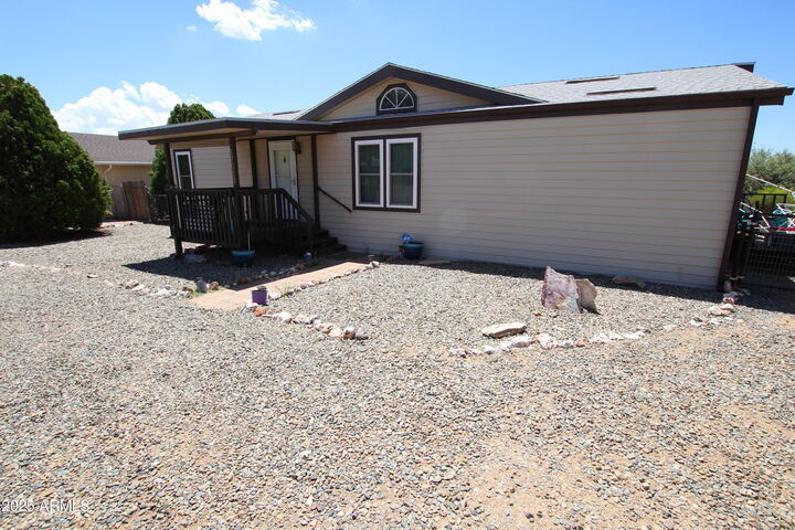 Property Photo:  17527 E Trails End Road  AZ 86333 
