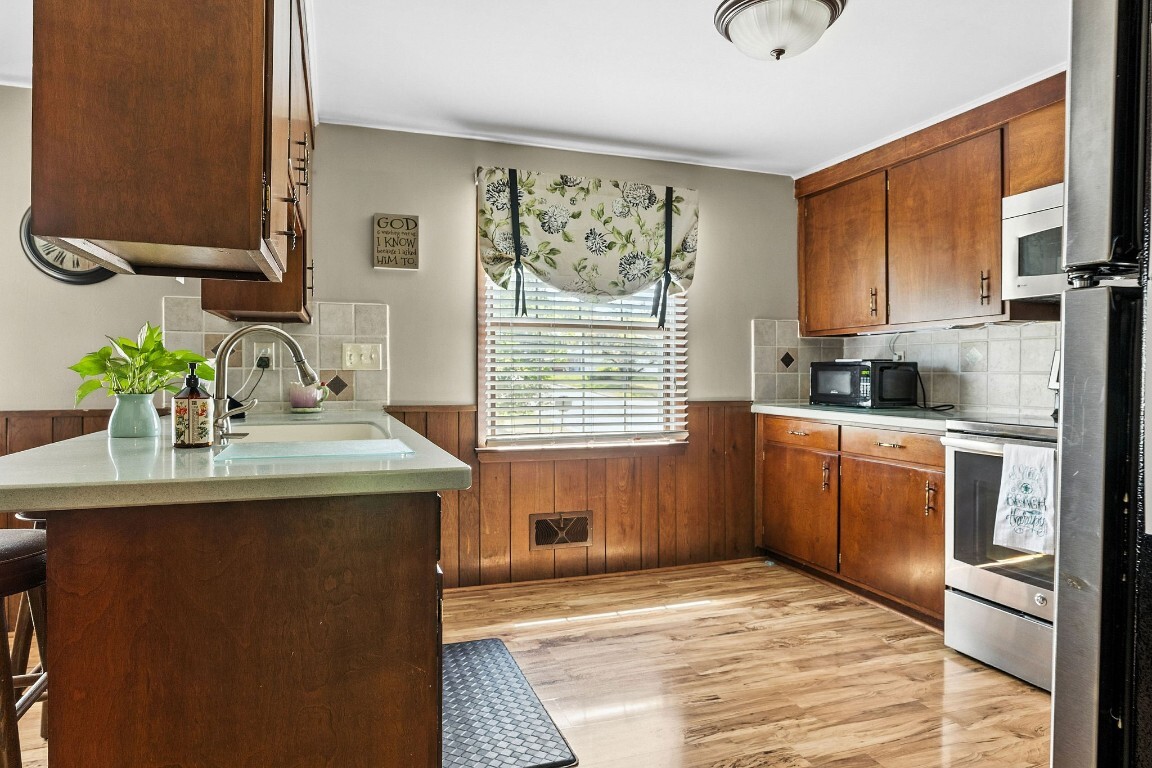 Property Photo: 733 Catalina Boulevard NY 13760