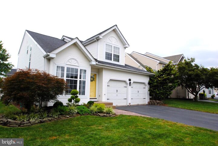 60 Stirrup Way  Burlington NJ 08016 photo