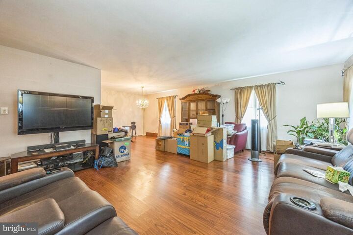 Property Photo: 41 Holiday Lane NJ 08046