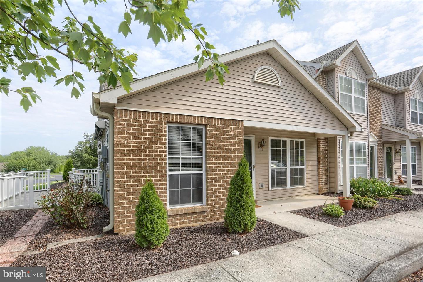Property Photo: 5 Eastwick Court PA 17015