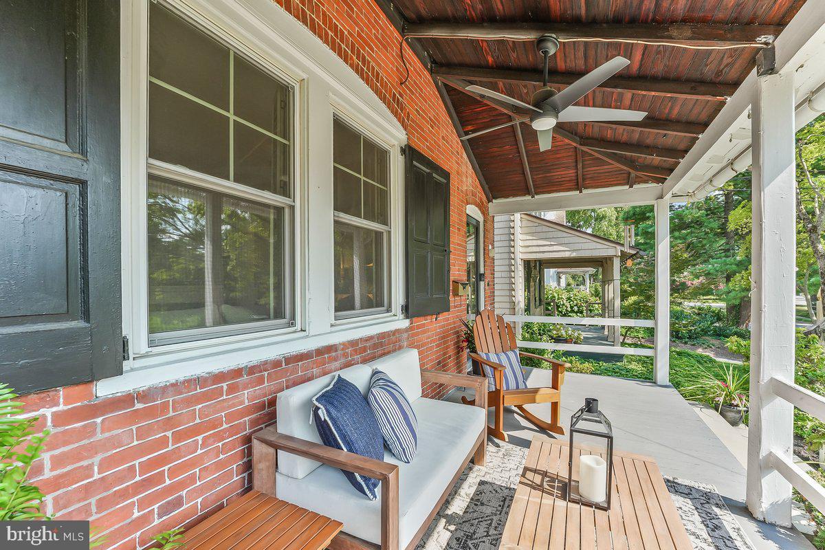 Property Photo: 939 Glenbrook Avenue PA 19010