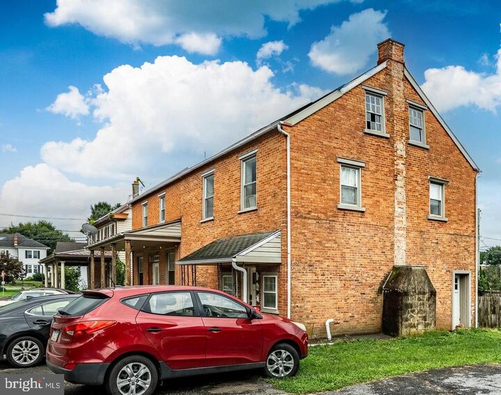 Property Photo: 698 Marticville Road PA 17565