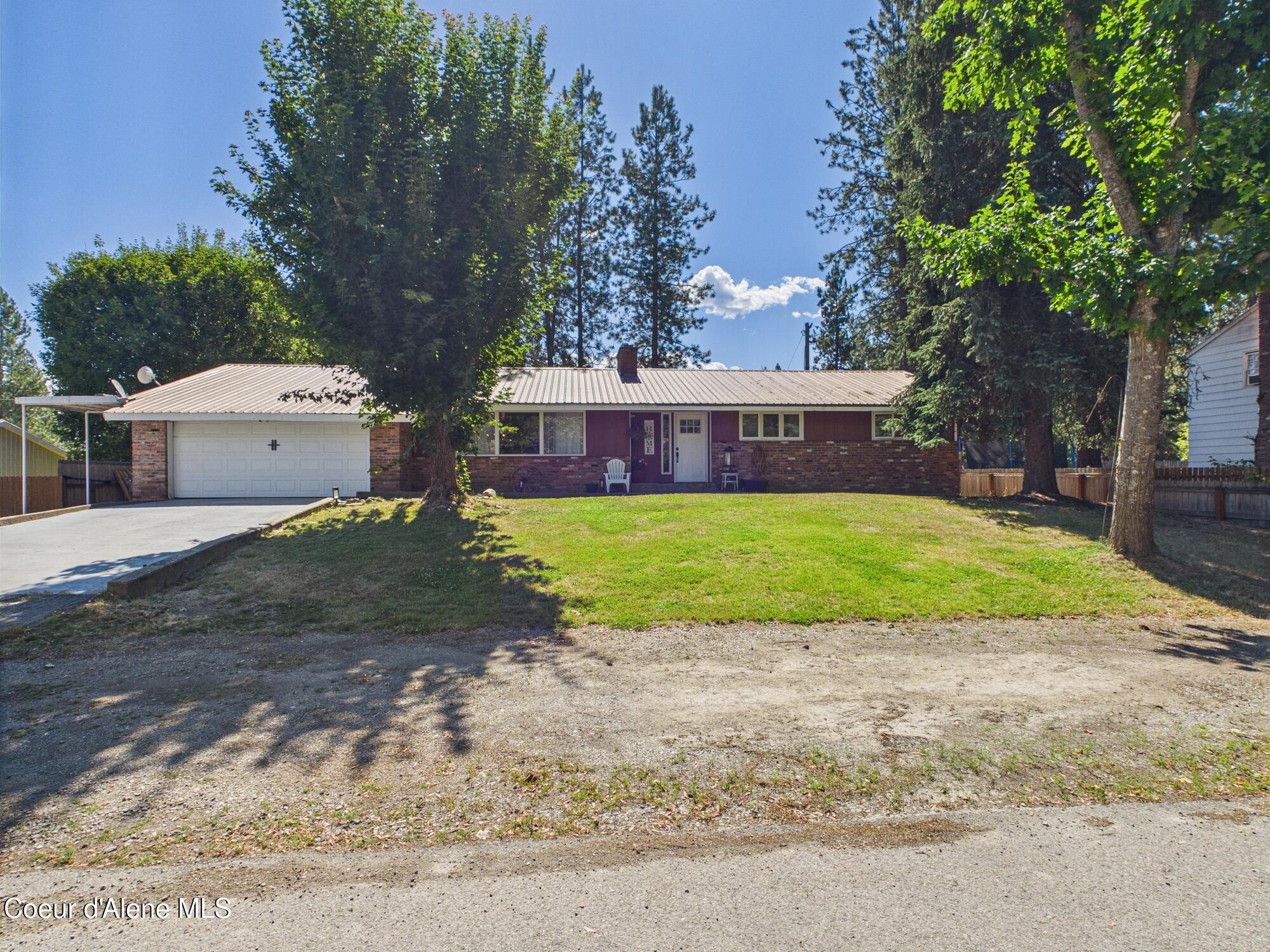 305 S First St  Pinehurst ID 83850 photo