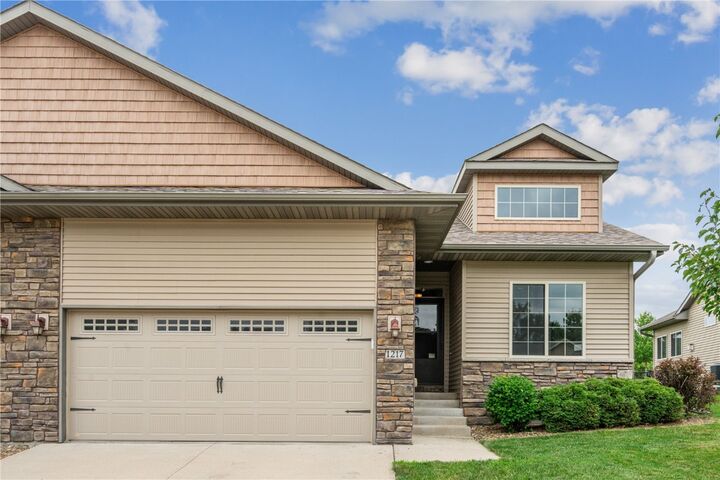 Property Photo: 1217 Copper Mountain Drive IA 52317