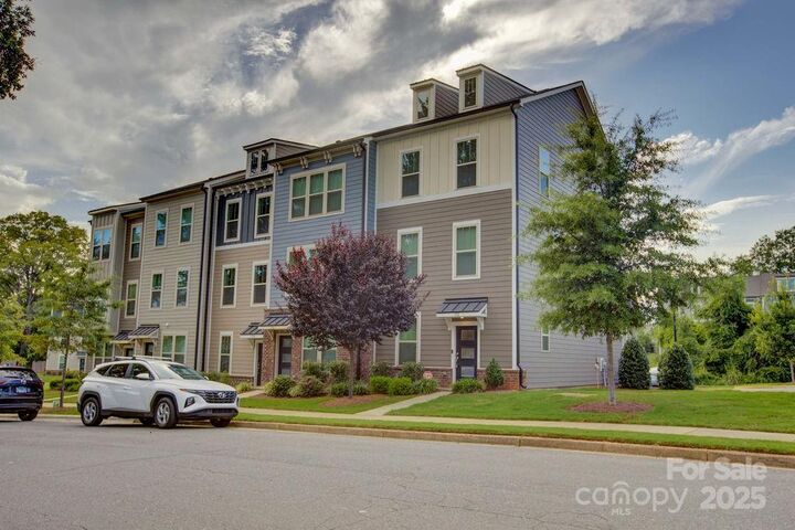 Property Photo: 112 Judson Avenue NC 28208