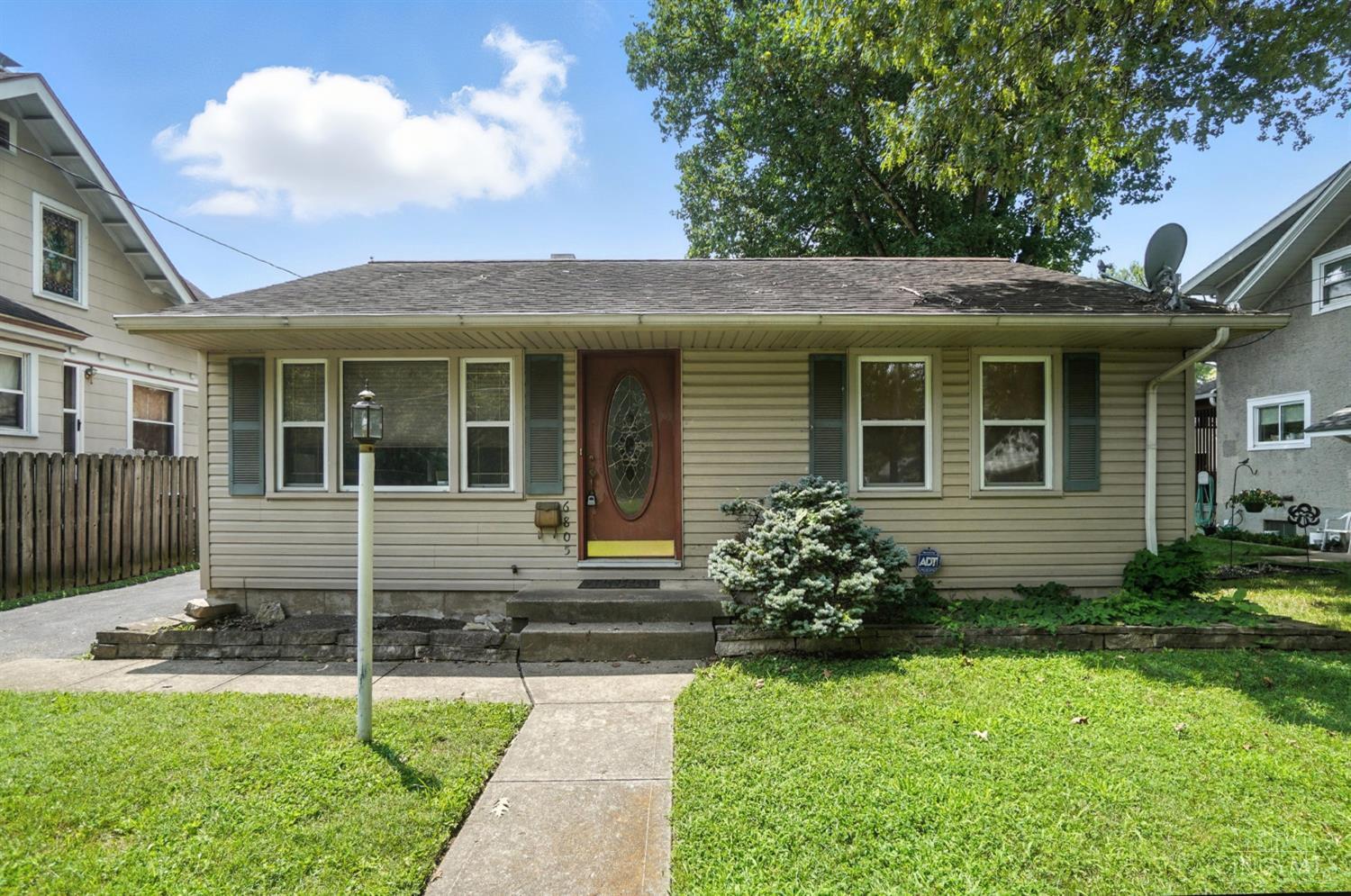 Property Photo: 6805 Home City Avenue OH 45233