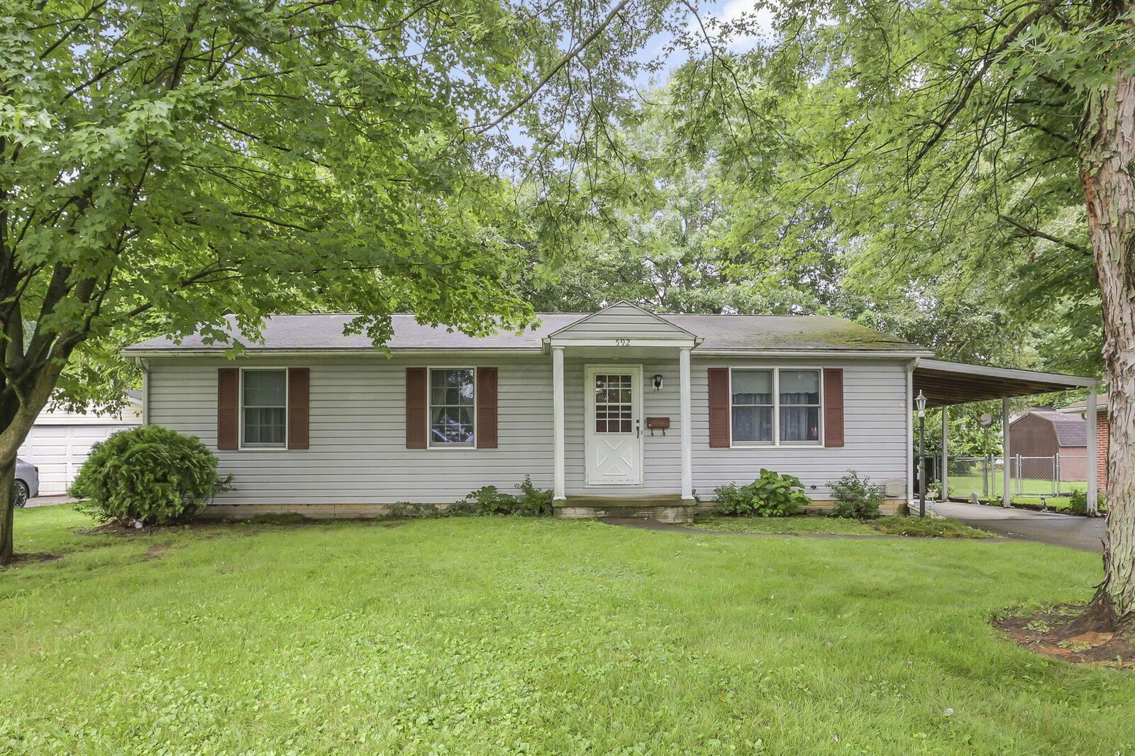 Property Photo:  592 Chelsea Road  OH 43055 