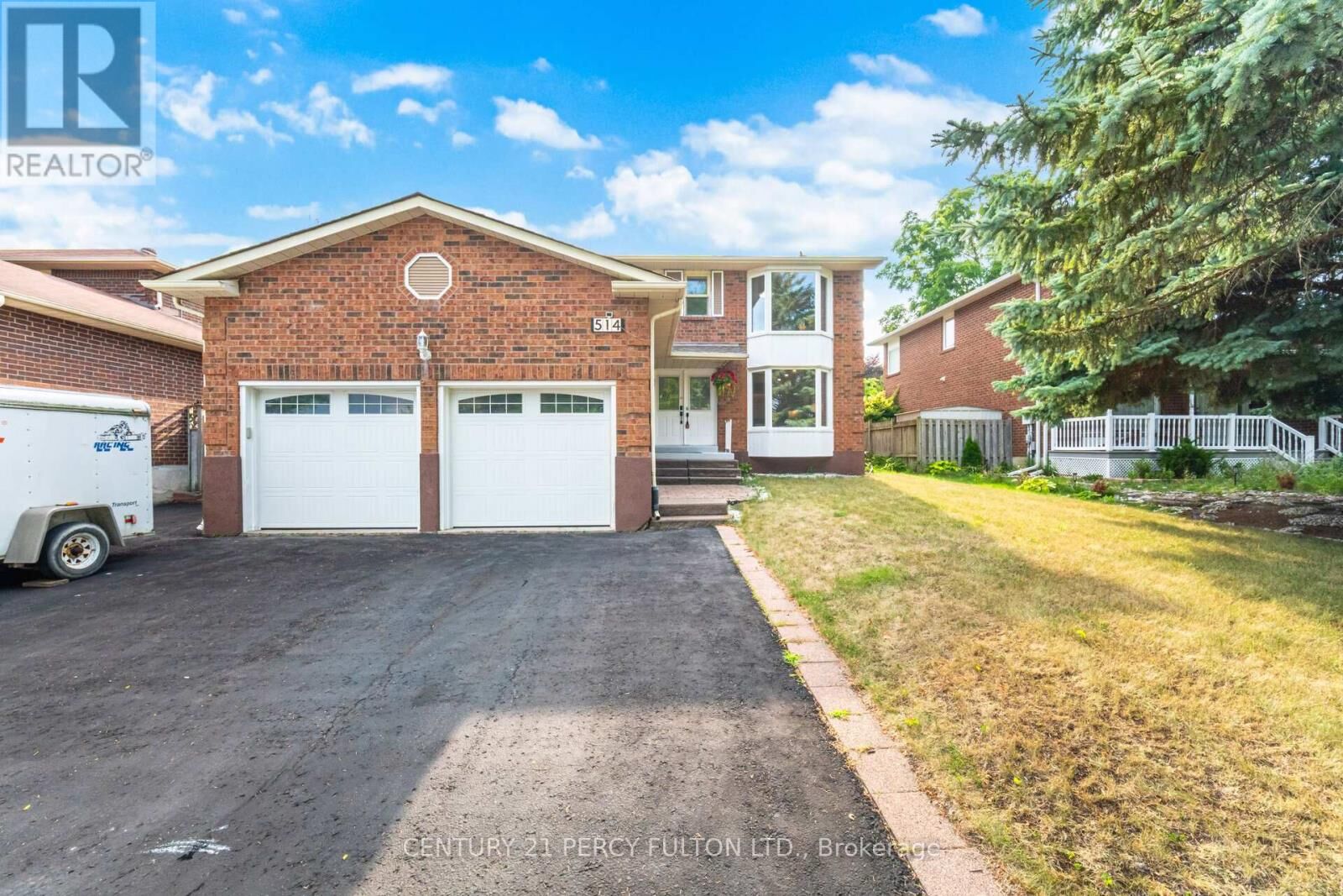 Property Photo: 514 Lightfoot Place ON L1V 5Z8