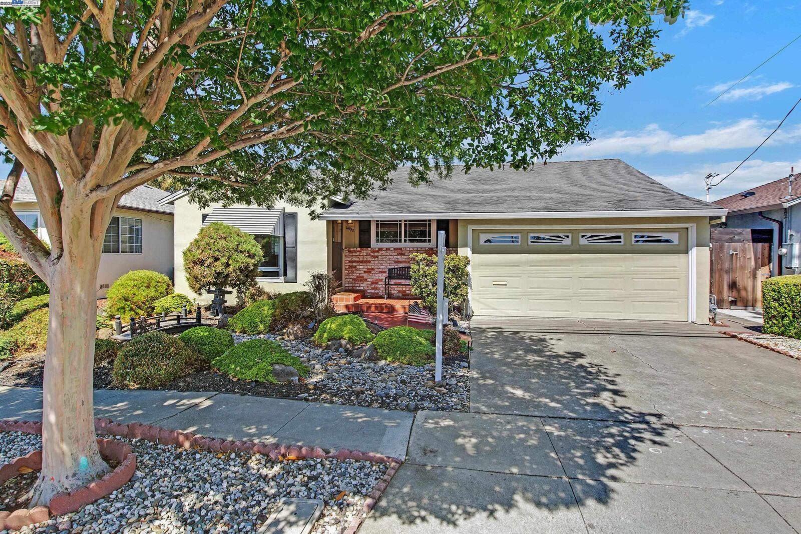 Property Photo: 14392 Merced St CA 94579