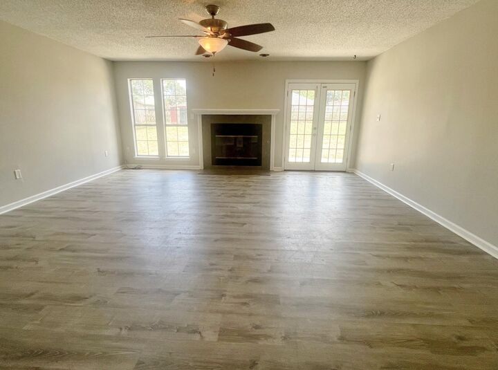 Property Photo:  604 Moss Drive  FL 32536 