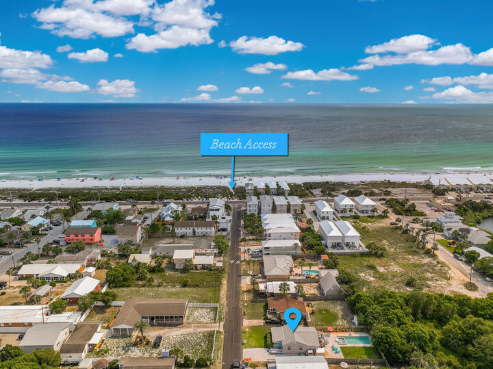 Property Photo:  125 Malaga Place  FL 32413 