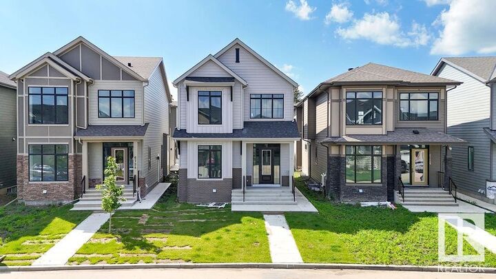 Photo de la propriété:  6722 Crawford Way SW  AB T6W 1A6 