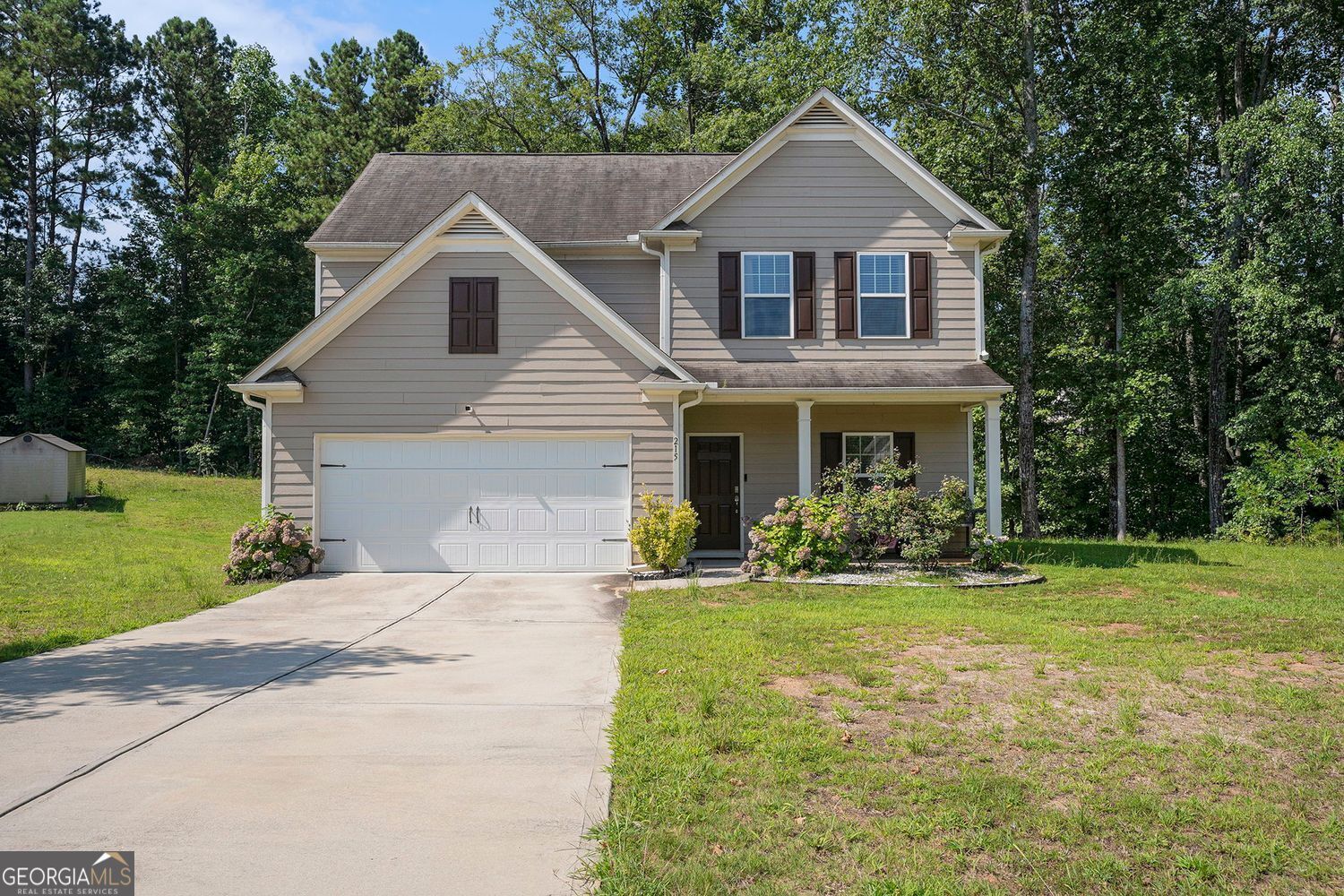Property Photo: 215 Randy Trace GA 30016