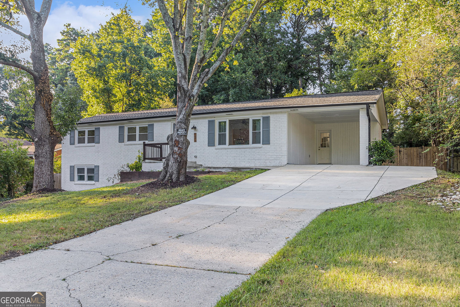 Property Photo: 2494 Windmere Drive NW GA 30071