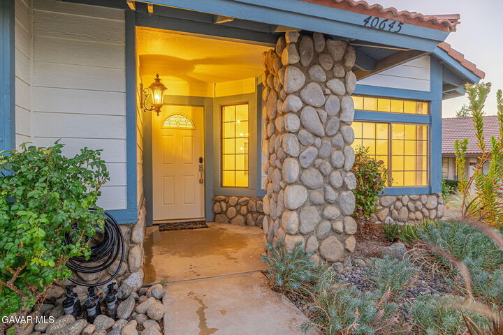 Property Photo: 40645 Maestro Lane CA 93551