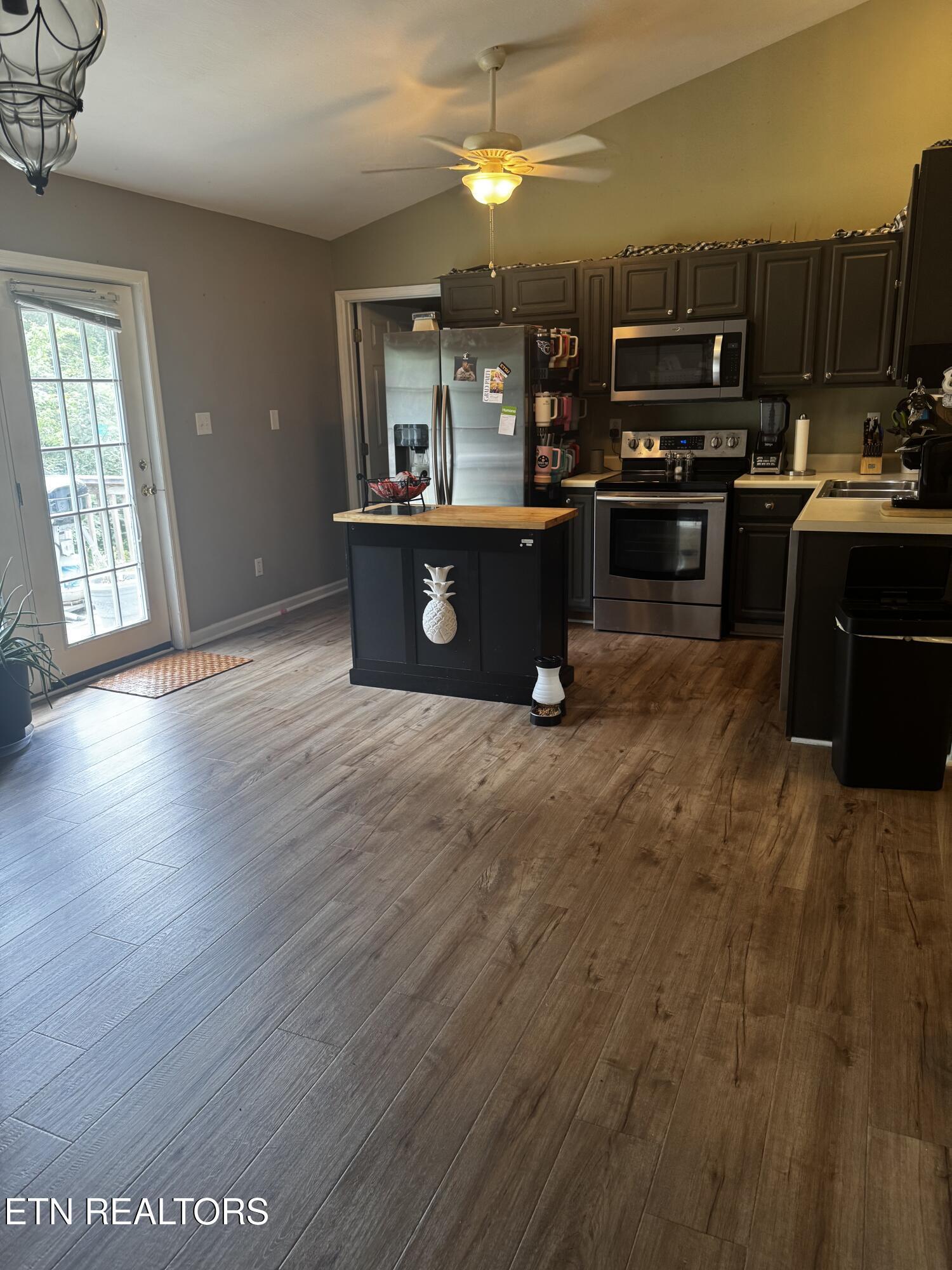 Property Photo:  122 Brownlow Drive  TN 37854 