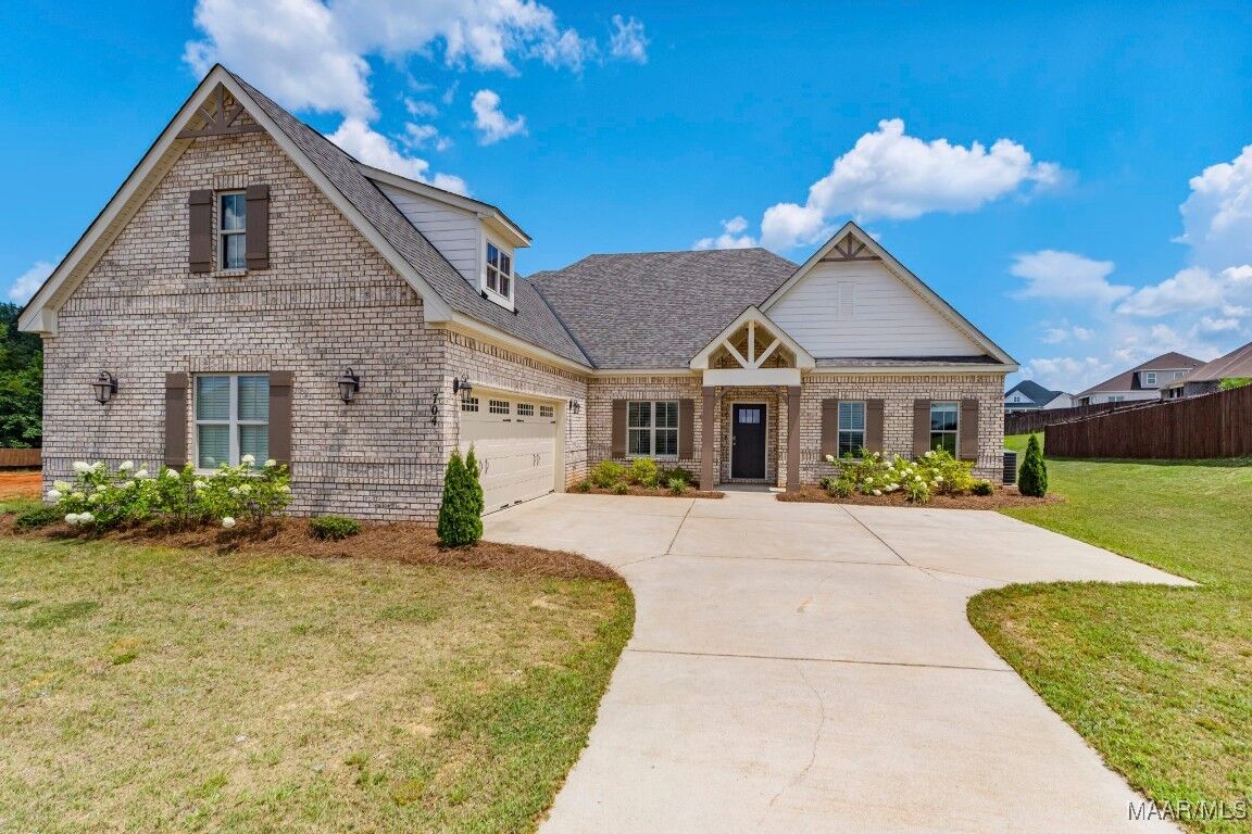 Property Photo:  704 Tull Drive  AL 36066 