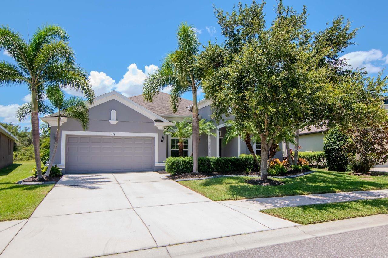 Property Photo: 772 Rosemary Circle FL 34212
