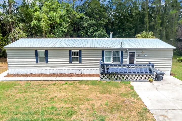 Property Photo:  2020 Trailswood Path  FL 33809 