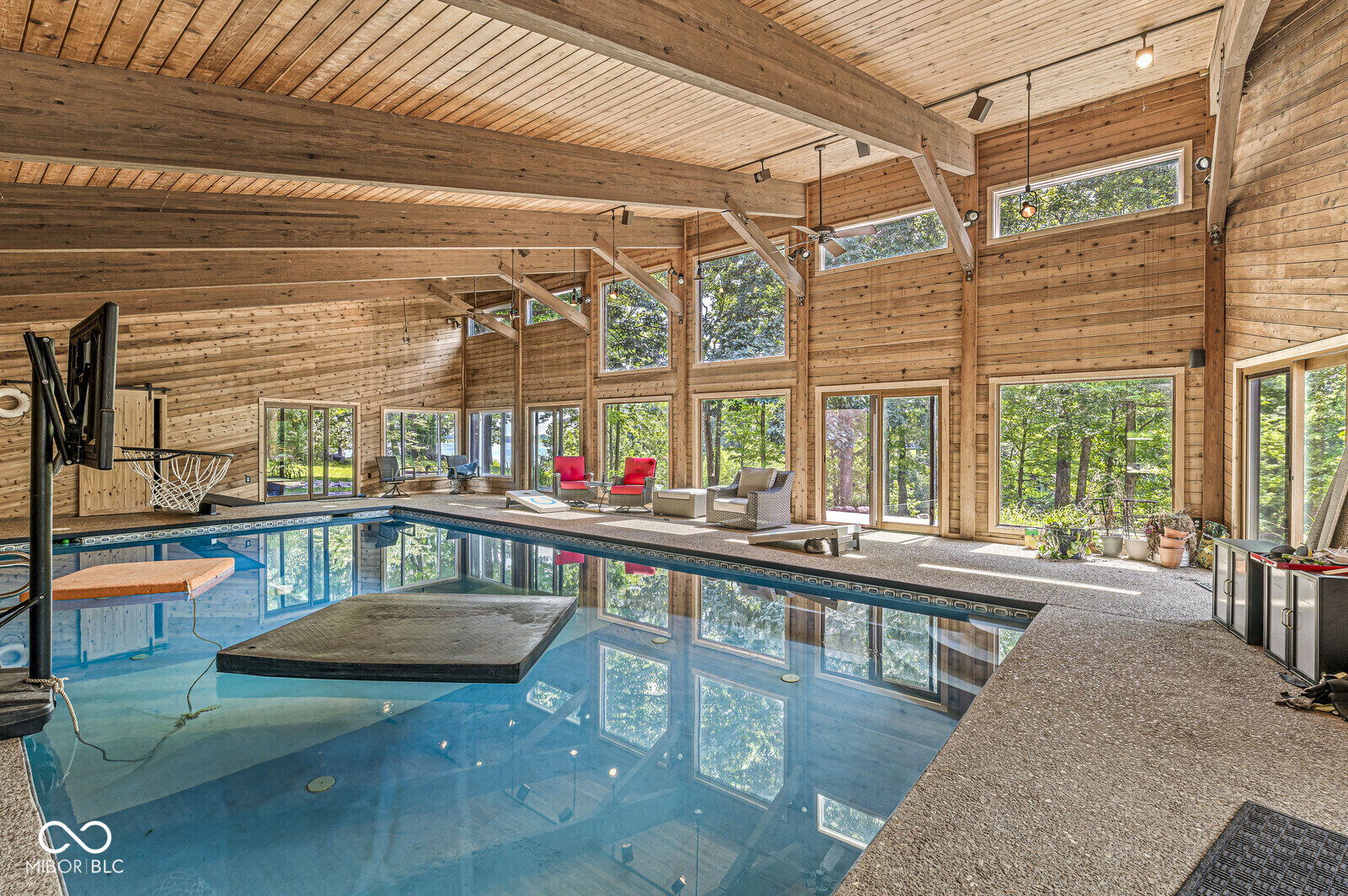 Property Photo: 8315 Eagle Crest Lane IN 46234