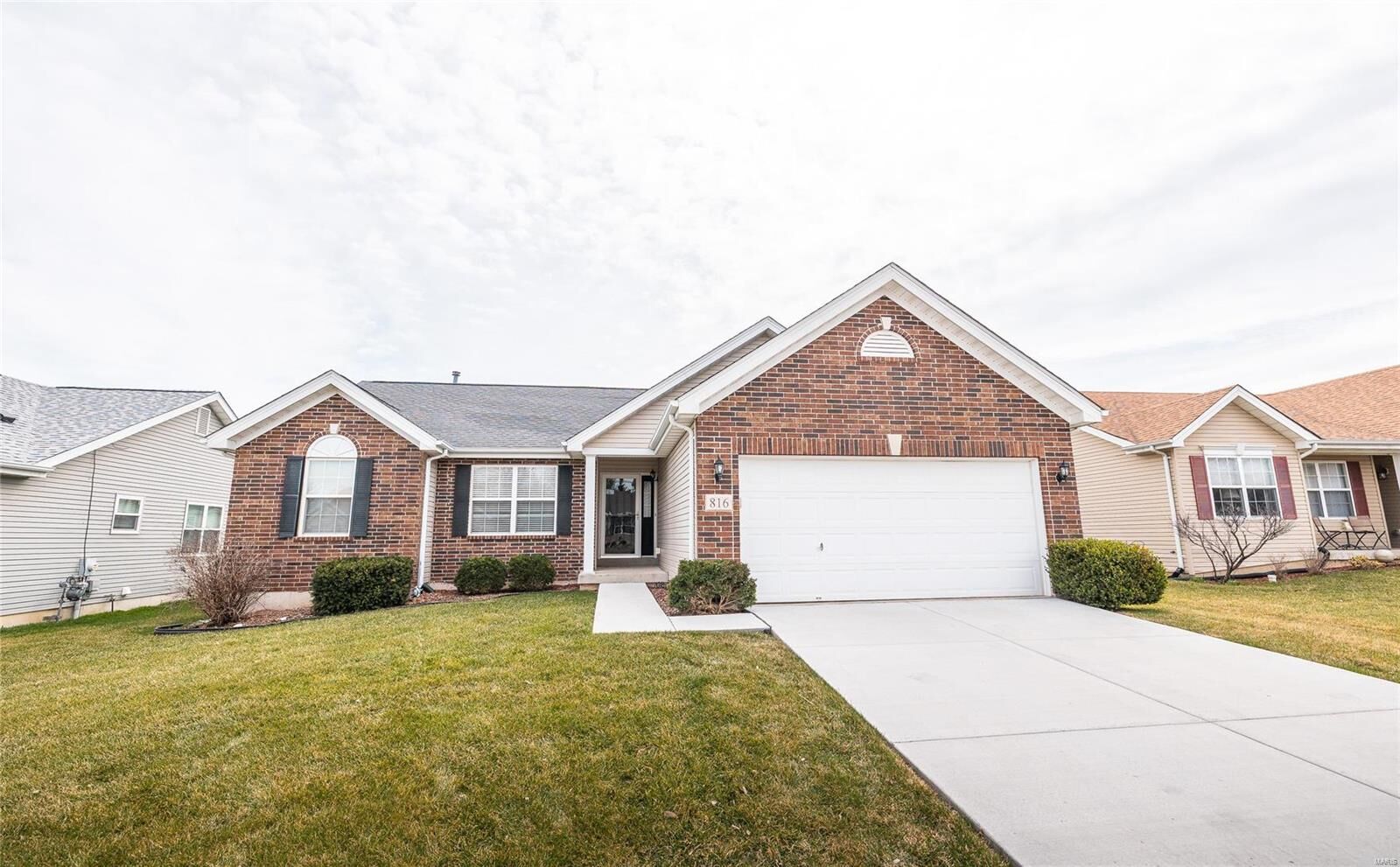 Property Photo:  816 Harding Street  MO 63376 