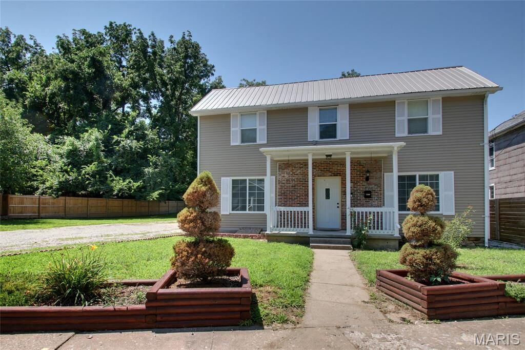 Property Photo:  1109 Fulton Avenue  MO 63401 