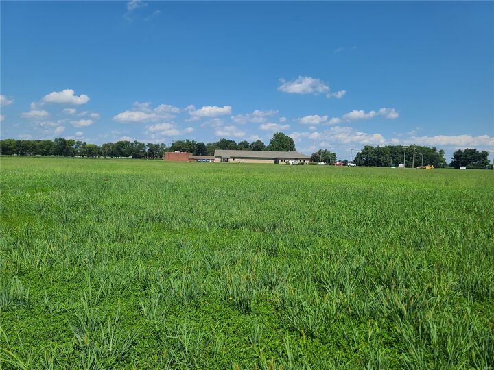 Property Photo:  1401 N Main St.  MO 63801 
