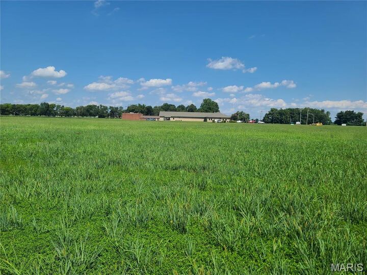 Property Photo: 1401 N Main St. MO 63801