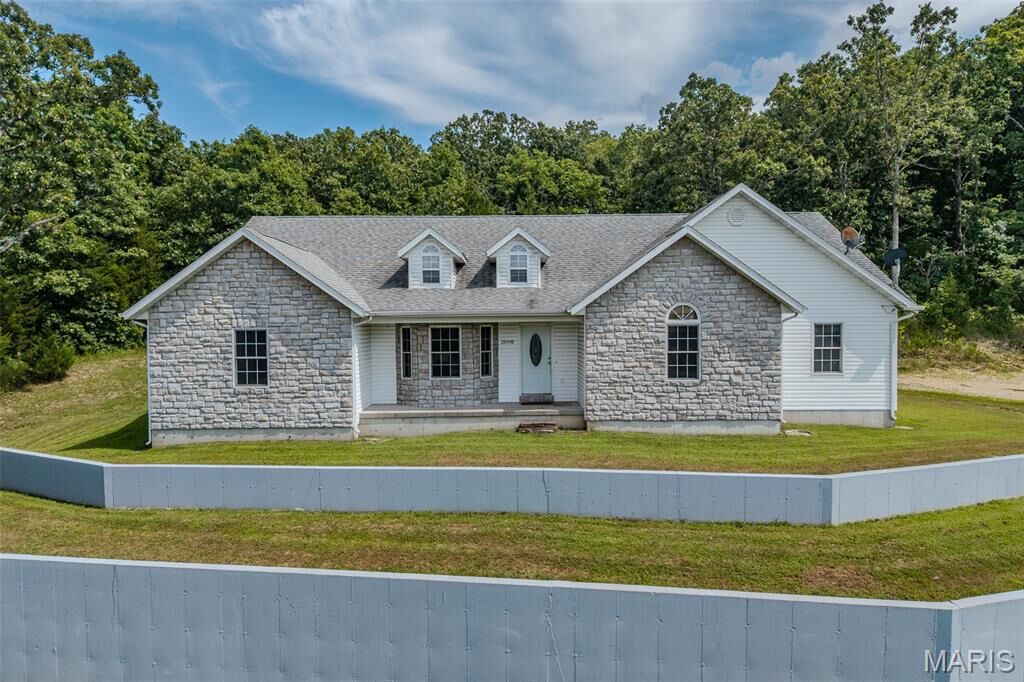 Property Photo:  26998 Route 66  MO 65536 