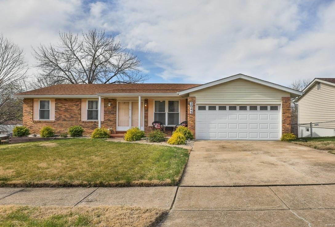 Property Photo: 3045 Cherokee Lane MO 63301