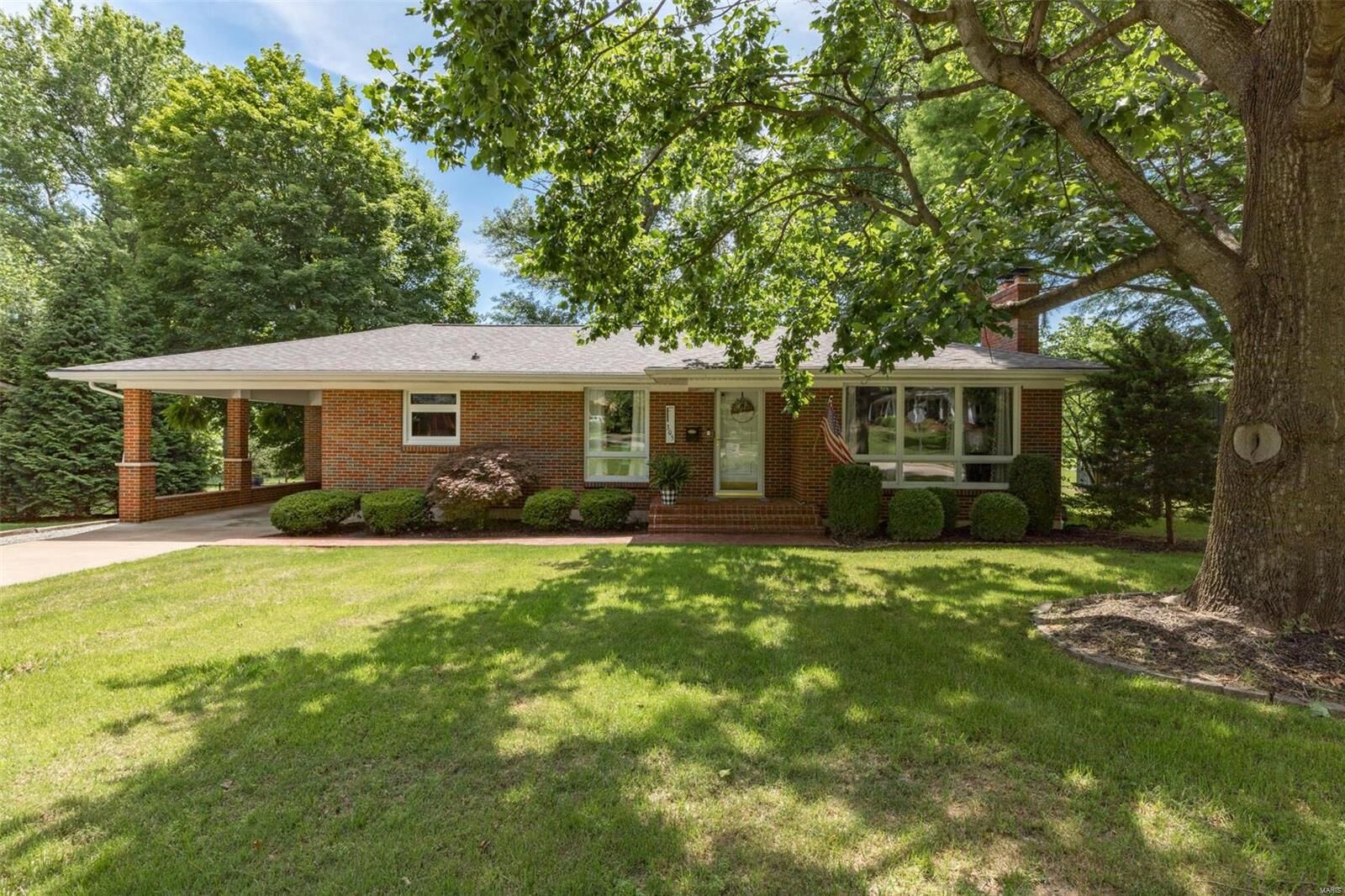 Property Photo:  305 Hillsboro Road  MO 63640 