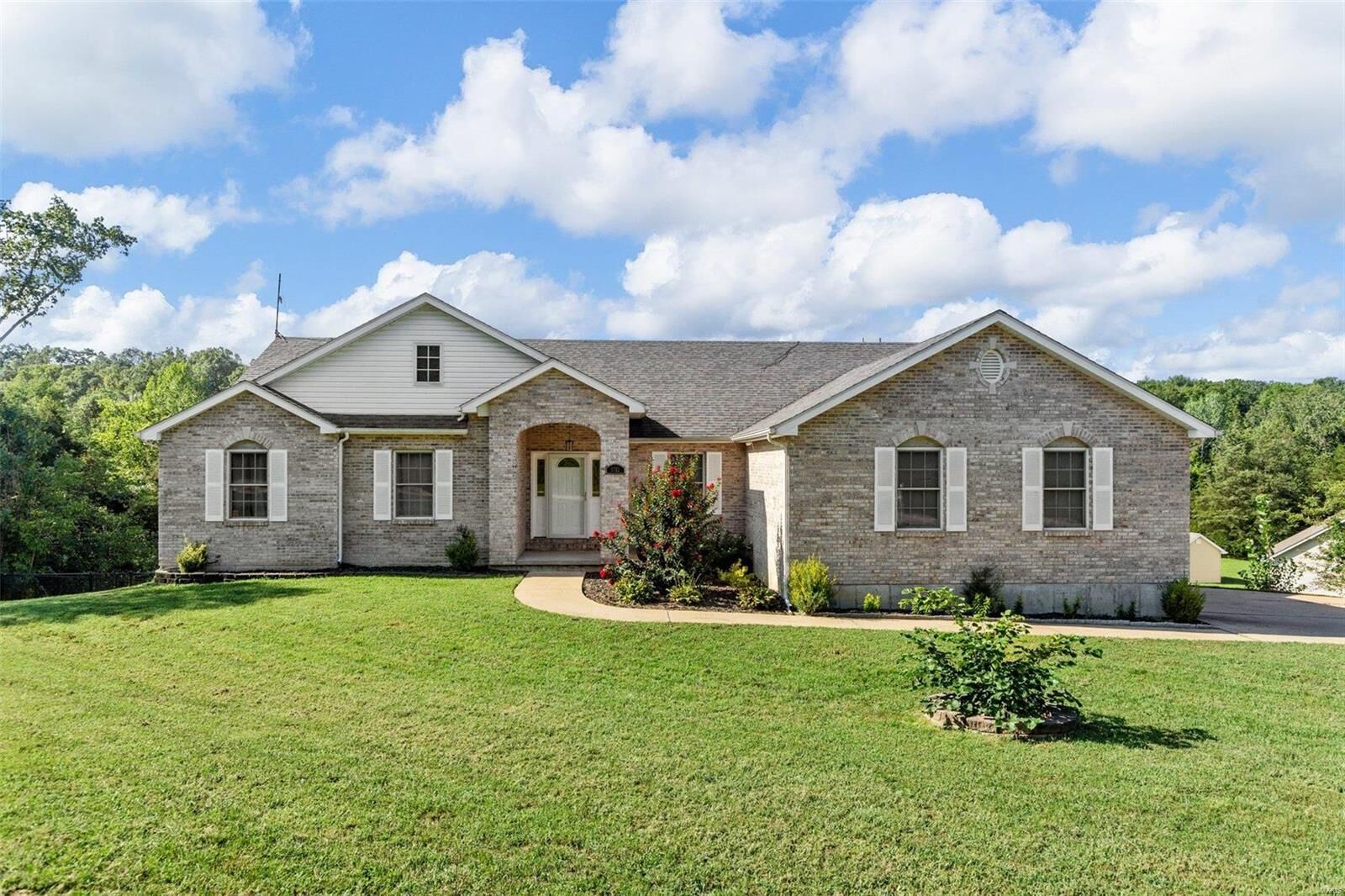 Property Photo: 3512 Weathered Stone Drive MO 63020