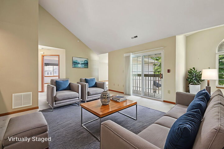 Property Photo: 4740 W Maple Leaf Cir WI 53220