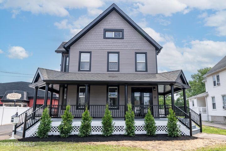 Property Photo:  9 Tennent Avenue  NJ 07726 
