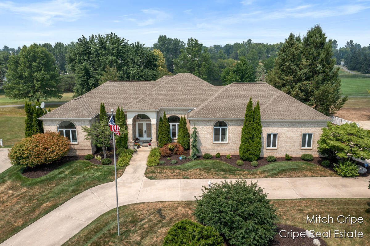 Property Photo:  1527 Fairwood Court SE  MI 49316 
