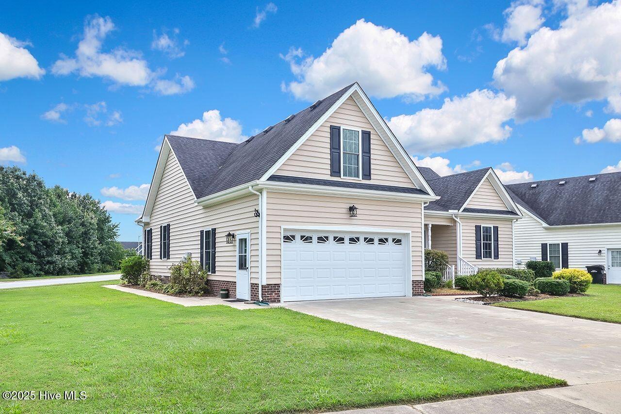 Property Photo:  635 Millbrooke Circle  NC 27909 